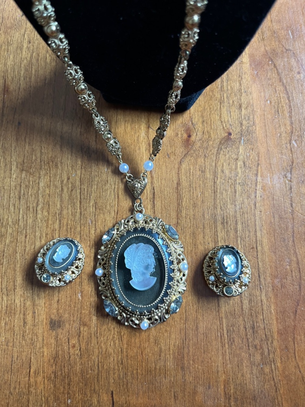 Necklace and earrings